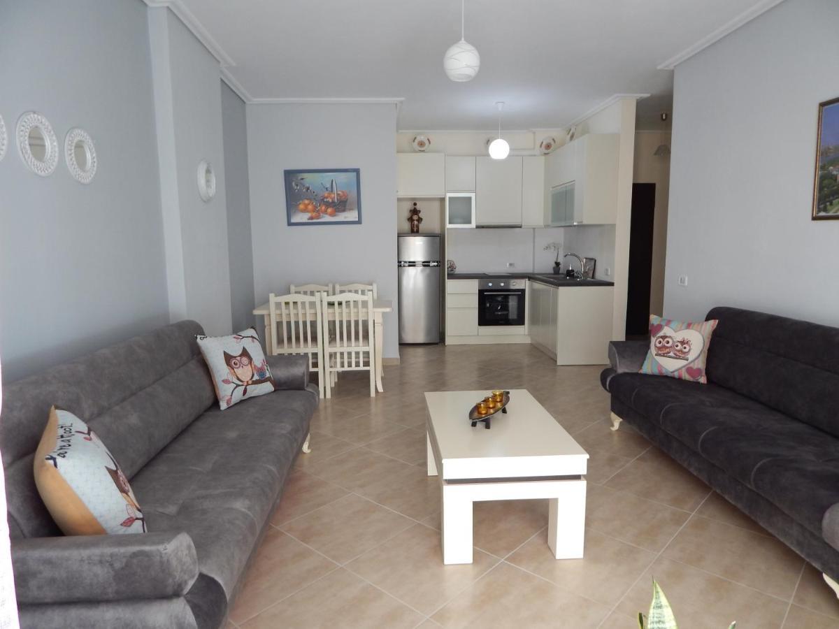 Modern Spacious 1 Bedroom Flat Next To The *
